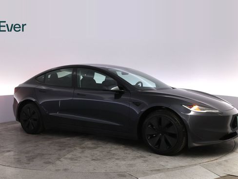 Used 2025 Tesla Model 3 Long Range RWD image 13