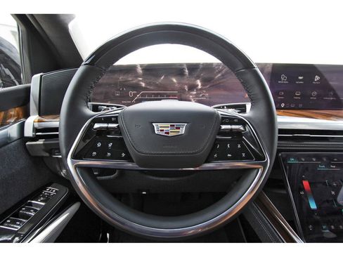 Used 2026 Cadillac Escalade ESV Platinum Luxury w/ LPO, Floor Liner Package AWD/4WD image 14