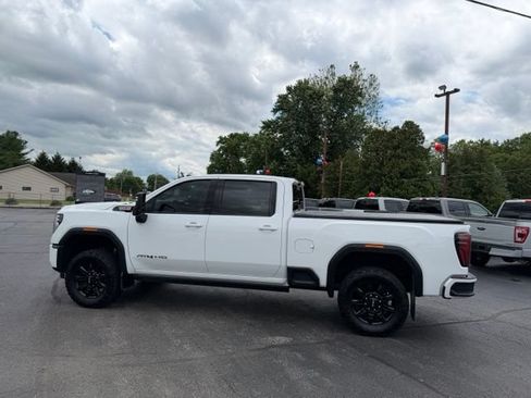 Used 2024 GMC Sierra 2500 AT4 w/ Technology Package AWD/4WD image 15