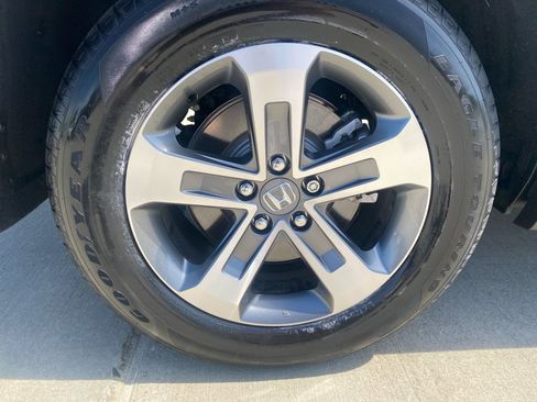 Certified 2025 Honda Pilot EX-L image 27