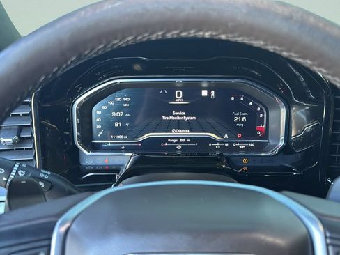 Used 2022 GMC Sierra 1500 SLT w/ SLT Premium Plus Package RWD image 30