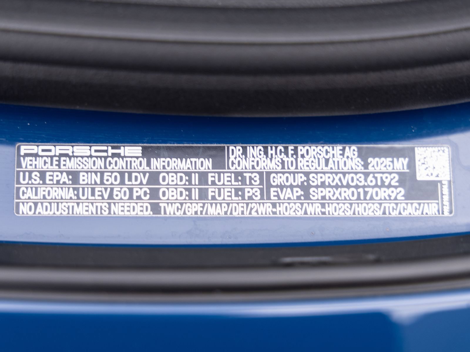 Certified 2025 Porsche 911 Targa 4 GTS AWD/4WD image 35