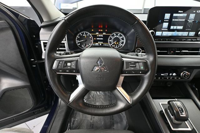 Used 2024 Mitsubishi Outlander SE AWD/4WD image 19