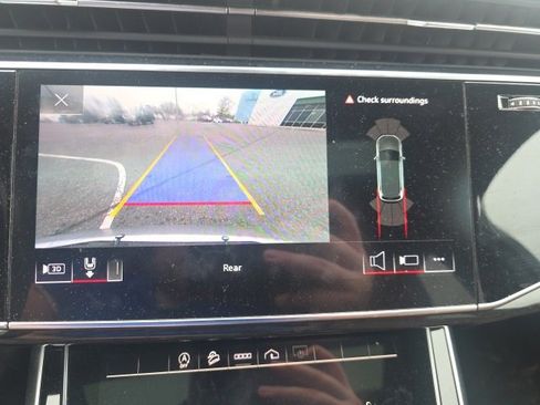 Used 2022 Audi Q7 2.0T Premium image 23