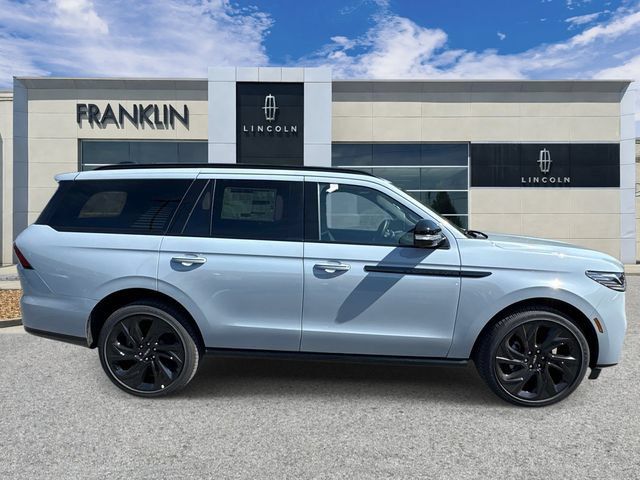 New 2027 Lincoln Navigator Reserve w/ Jet Appearance Package AWD/4WD image 8