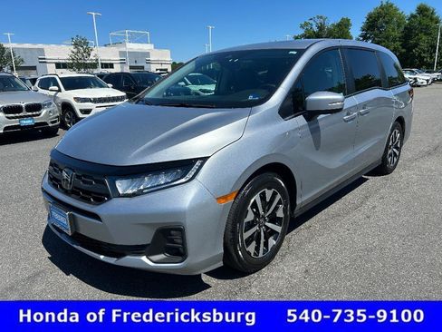 Used 2026 Honda Odyssey Touring image 1