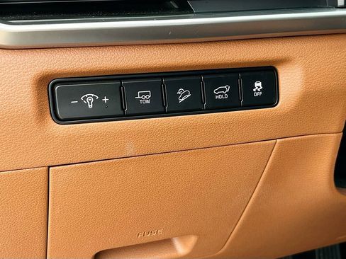 Certified 2024 Kia Telluride EX X-Line image 17