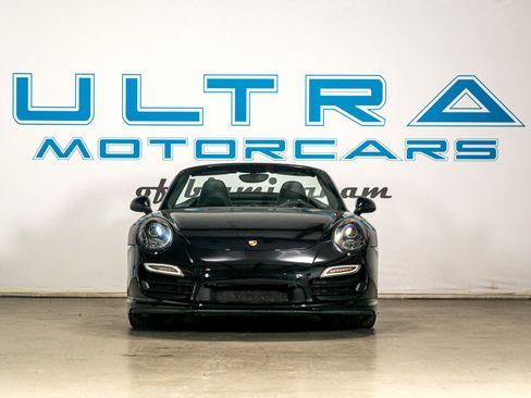 Used 2015 Porsche 911 Turbo image 7