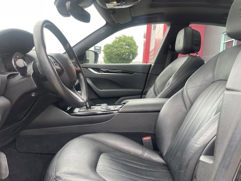 Used 2022 Maserati Levante GT image 16