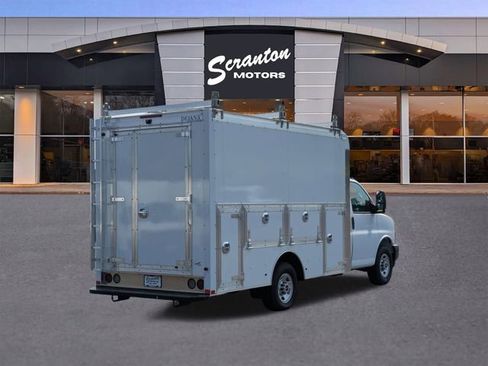 New 2024 GMC Savana 3500 w/ Power Convenience Package RWD image 5