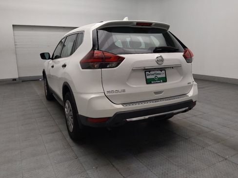 Used 2018 Nissan Rogue S AWD/4WD image 5