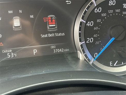 Used 2023 Toyota Highlander Bronze Edition image 11