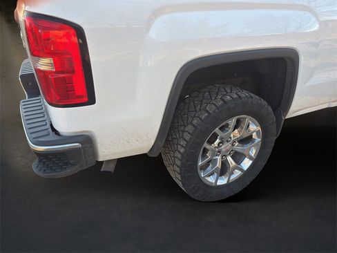 Used 2014 GMC Sierra 1500 SLT w/ Driver Alert Package image 8