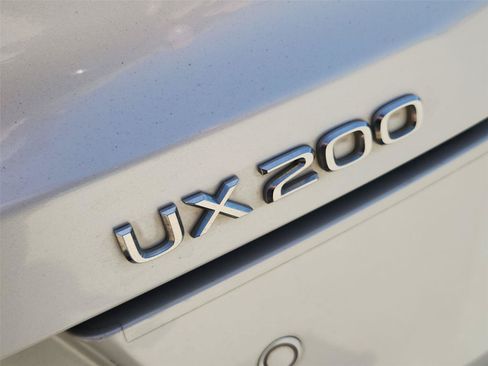 Used 2021 Lexus UX 200 w/ Premium Package FWD image 31