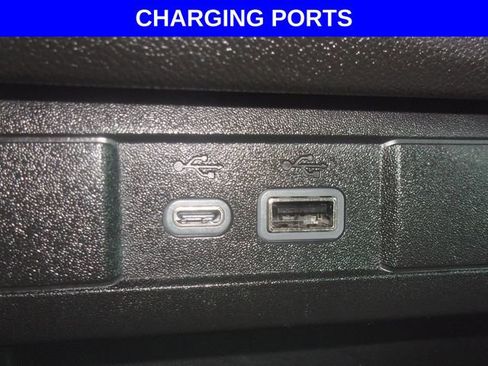 Used 2024 Chevrolet Colorado ZR2 w/ ZR2 Convenience Package III AWD/4WD image 10