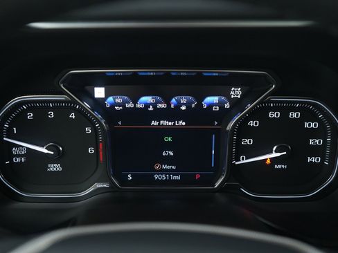 Used 2021 GMC Yukon Denali w/ Denali Premium Package image 30