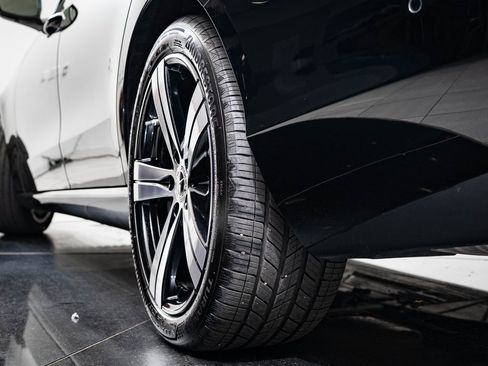 Certified 2025 Mercedes-Benz C 300 4MATIC Sedan image 39