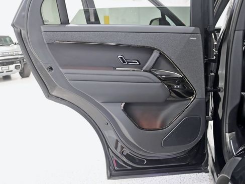 Used 2023 Land Rover Range Rover Sport SE AWD/4WD image 37