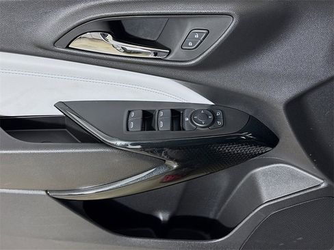 New 2026 Chevrolet Trax LT w/ Sunroof Package image 15