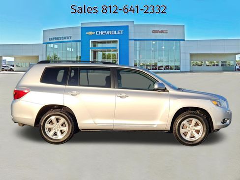 Used 2010 Toyota Highlander 2WD image 8