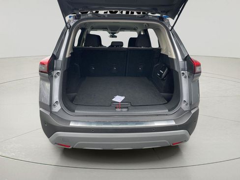 Used 2023 Nissan Rogue SV AWD/4WD image 9