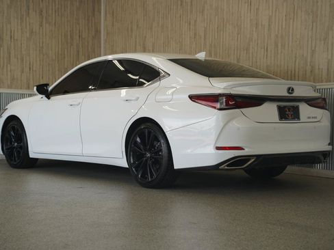 Used 2022 Lexus ES 350 F Sport w/ Accessory Package FWD image 7