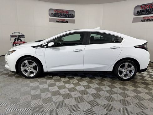 Used 2018 Chevrolet Volt LT image 6