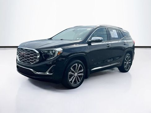 Used 2018 GMC Terrain Denali w/ Advanced Safety Package AWD/4WD image 3