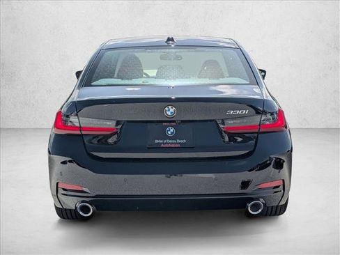 Certified 2025 BMW 330i Sedan w/ Convenience Package RWD image 7