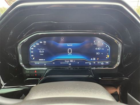 Used 2023 Chevrolet Silverado 1500 High Country w/ Technology Package image 18