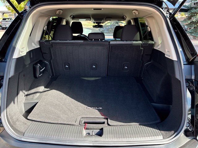 Certified 2023 Nissan Rogue SV AWD/4WD image 10