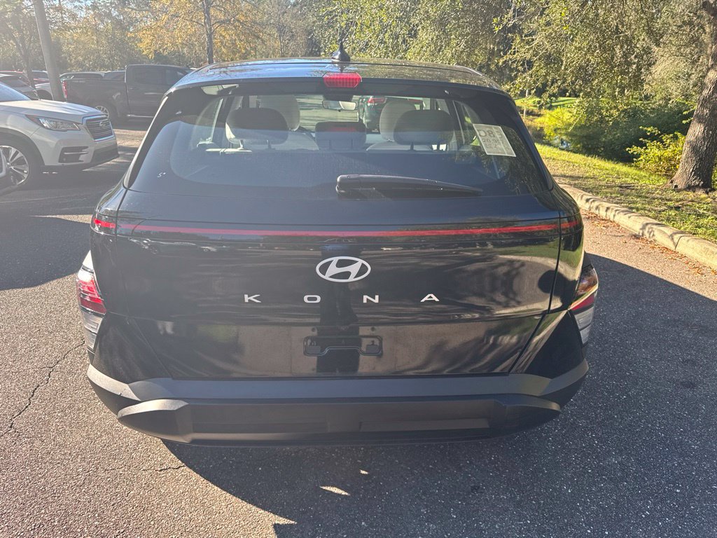 Used 2025 Hyundai Kona SE FWD image 18