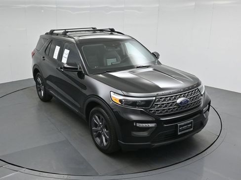 Certified 2023 Ford Explorer XLT w/ Equipment Group 202A image 44