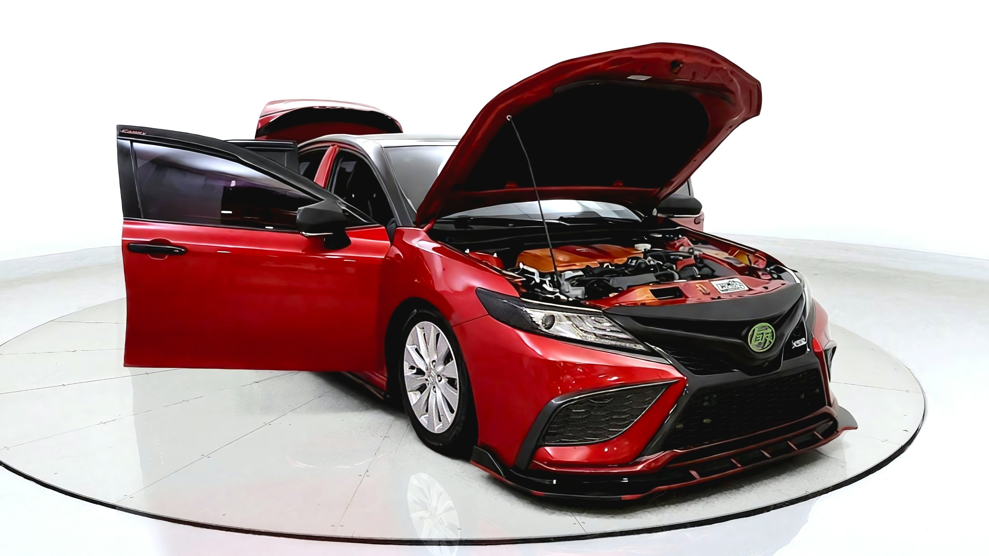 Used 2022 Toyota Camry XSE w/ Navigation Package FWD image 9