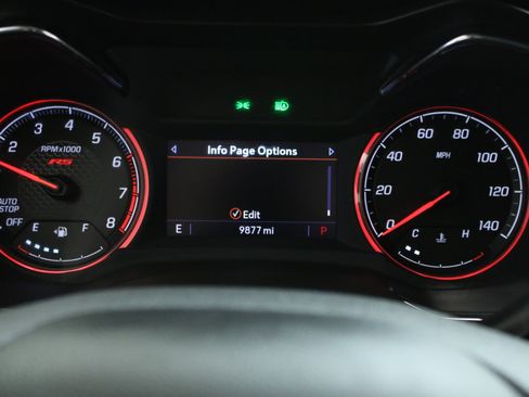 Used 2023 Chevrolet TrailBlazer RS w/ Sun and Liftgate Package FWD image 17