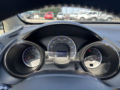 Used 2013 Honda Fit Sport image 16