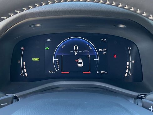 Certified 2026 Toyota Camry SE w/ Convenience Package image 34