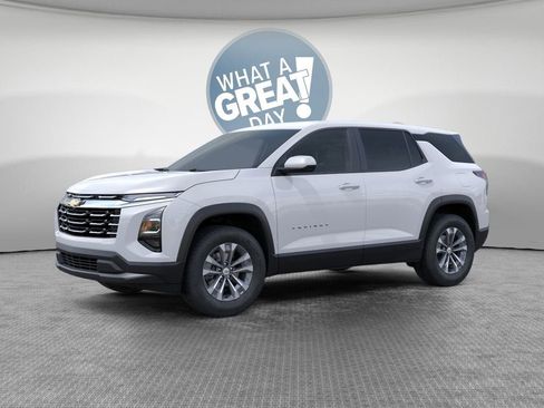New 2026 Chevrolet Equinox LT AWD/4WD image 2