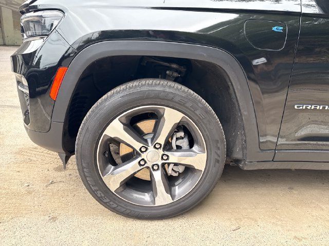 Used 2023 Jeep Grand Cherokee 4WD 4xe image 24