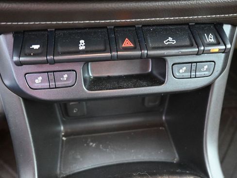 Used 2018 GMC Canyon SLT w/ Driver Alert Package image 9