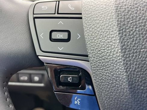 Used 2025 Toyota Camry LE w/ Convenience Package FWD image 34