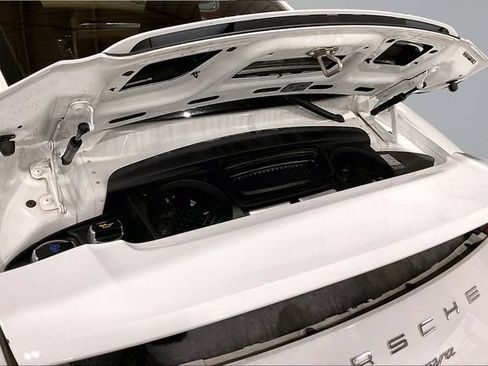 Used 2014 Porsche 911 Carrera RWD image 5