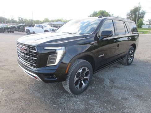 New 2026 GMC Yukon AT4 Ultimate AWD/4WD image 9