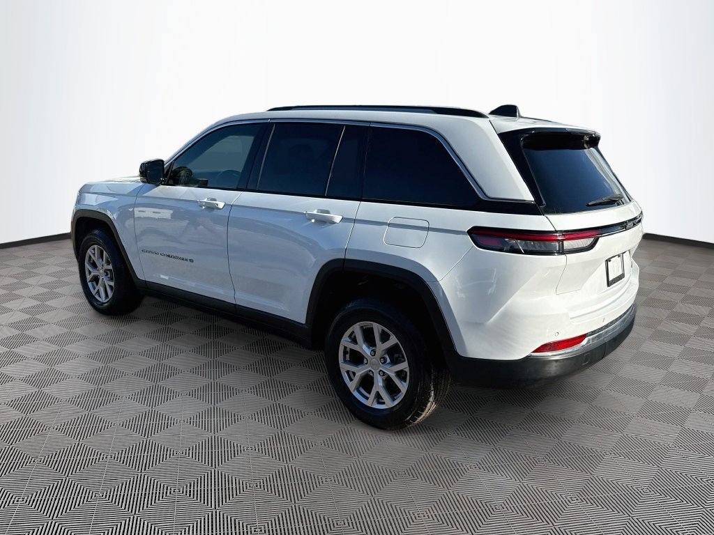 Used 2022 Jeep Grand Cherokee Limited RWD image 8