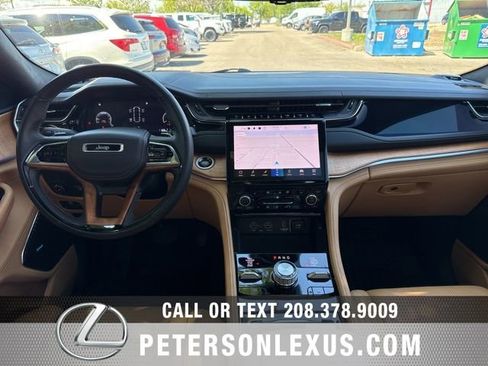 Used 2022 Jeep Grand Cherokee Summit AWD/4WD image 16