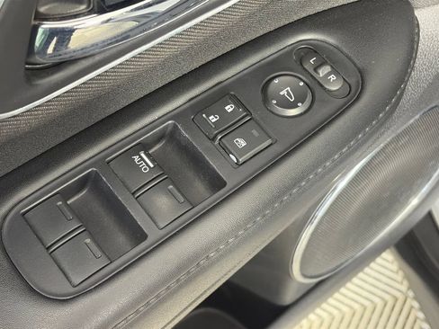 Used 2022 Honda HR-V EX image 25