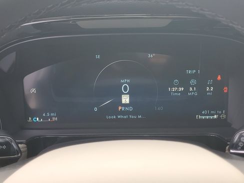 New 2026 Lincoln Corsair Premiere image 19