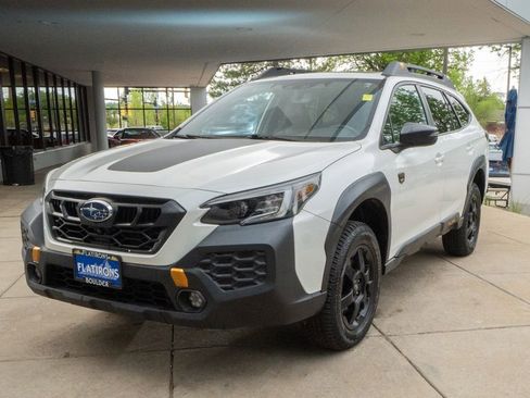 Certified 2024 Subaru Outback Wilderness AWD/4WD image 3