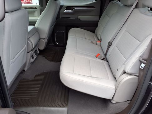 Used 2024 GMC Sierra 1500 SLE image 5