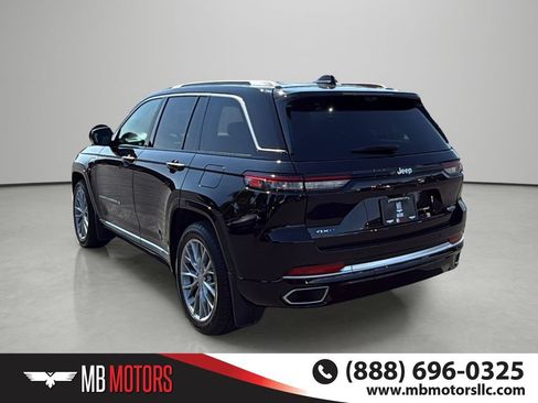 Used 2022 Jeep Grand Cherokee Summit w/ Advanced Protech Group IV AWD/4WD image 3